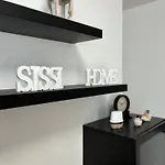 Apartment Sissi House *